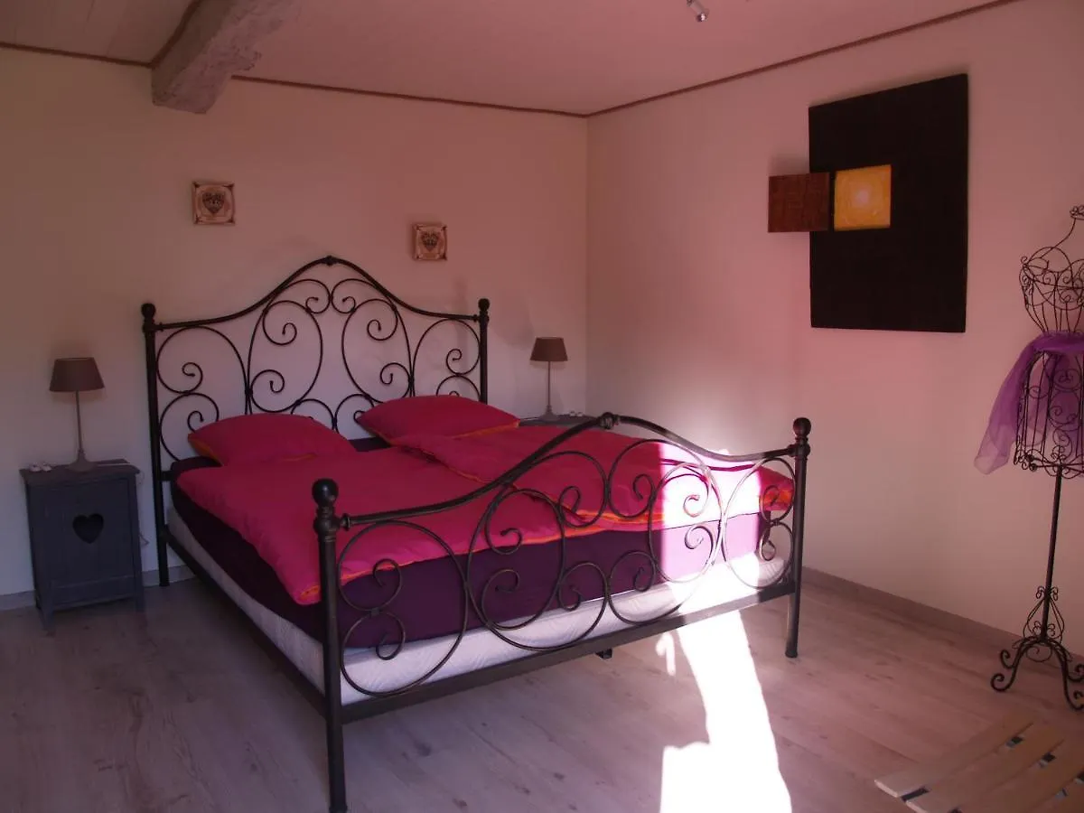 Couette-café Bed and Breakfast A Labourdette à Marsolan France