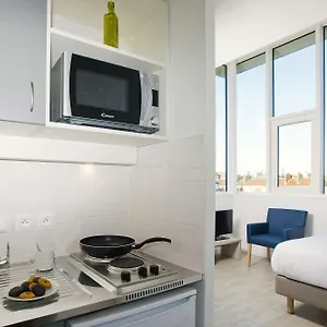 *** Appart hôtel Sejours&affaires Paris-davout France